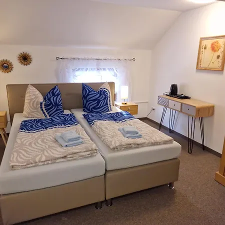 Ferienwohnung Seiffener Hof דירה זיפן